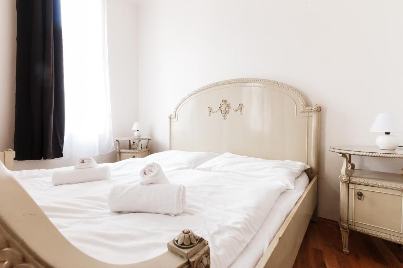 Prague Days - Stylish New Town Apartments Praga Exterior foto